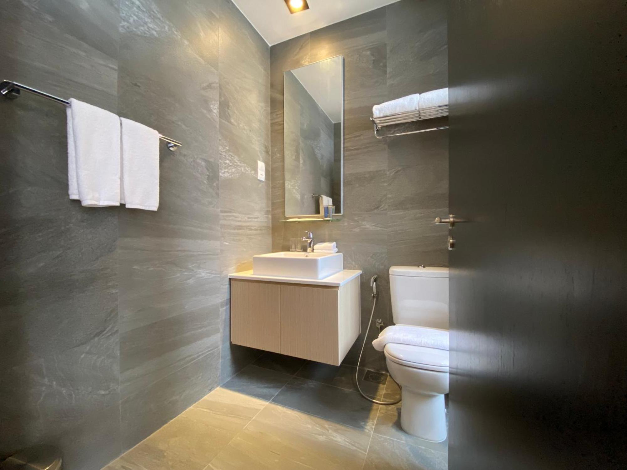 Momentus Serviced Residences Novena Szingapúr Kültér fotó